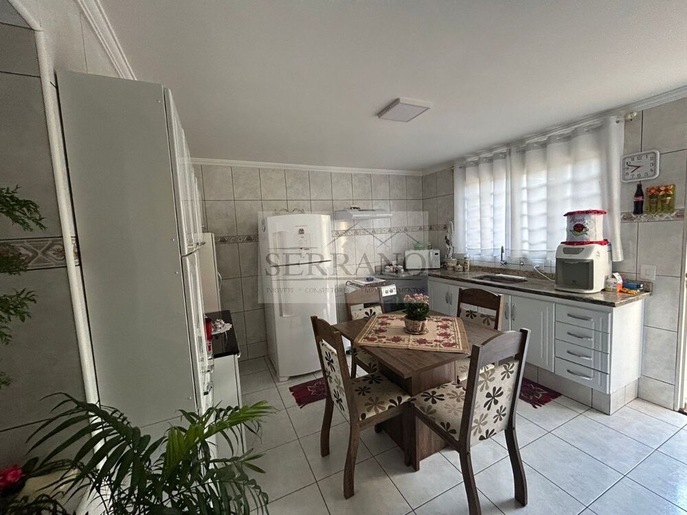 Casa, 5 quartos, 254 m² - Foto 3