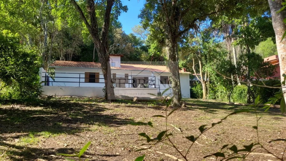 Chácara à venda com 3 quartos, 190m² - Foto 2