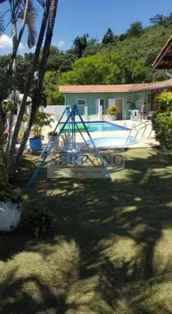 Chácara à venda com 4 quartos, 300m² - Foto 2