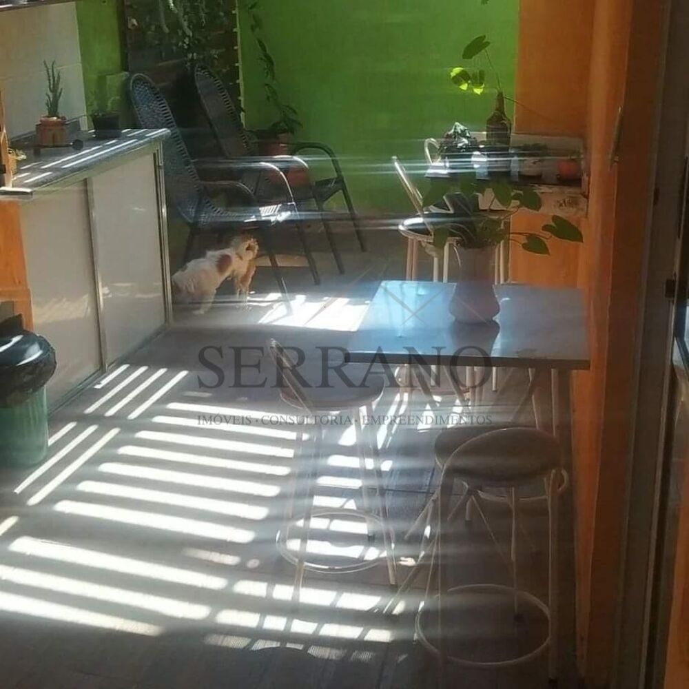 Casa, 3 quartos, 248 m² - Foto 1