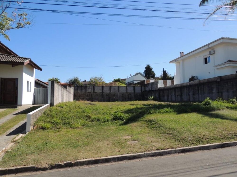 Loteamento e Condomínio, 594 m² - Foto 1