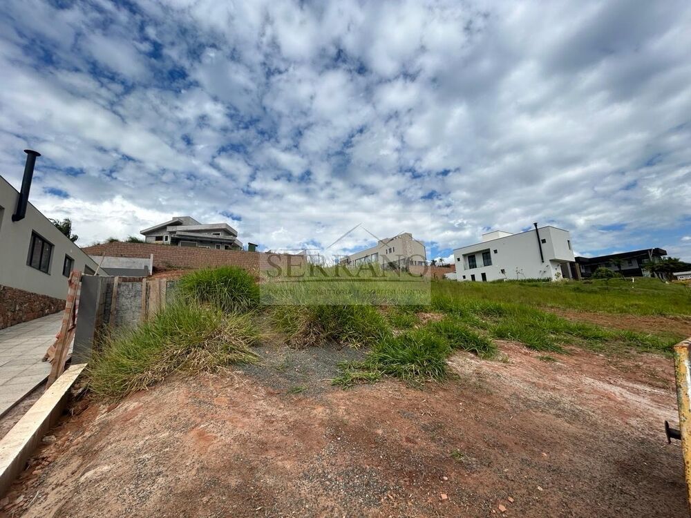 Loteamento e Condomínio, 800 m² - Foto 1