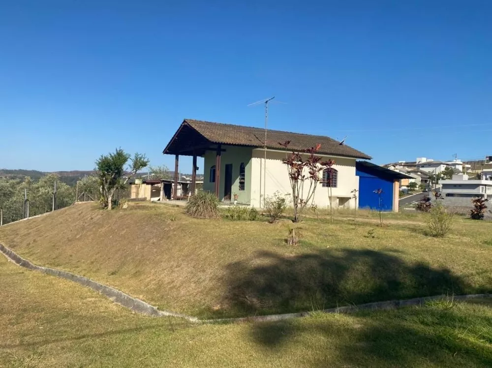 Chácara à venda com 4 quartos, 350m² - Foto 2