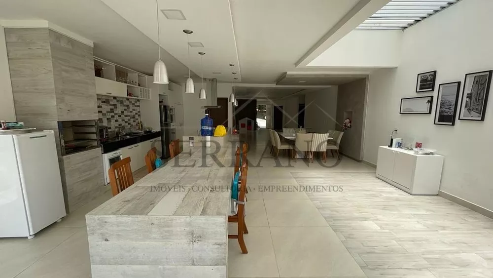 Casa de Condomínio à venda com 4 quartos, 340m² - Foto 3