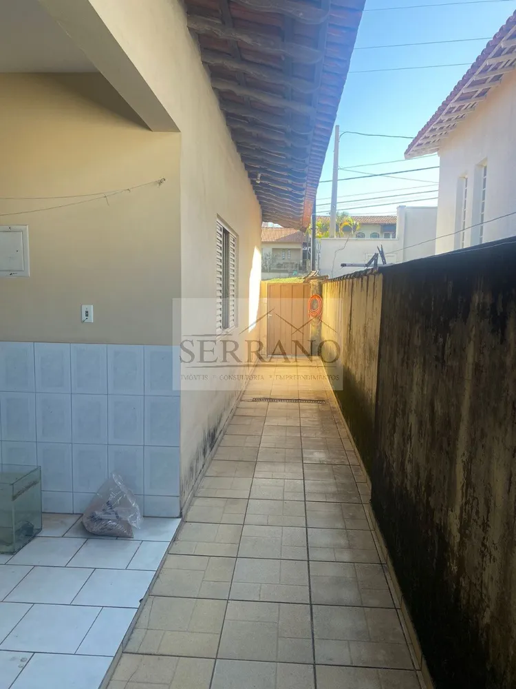 Casa, 3 quartos, 235 m² - Foto 2