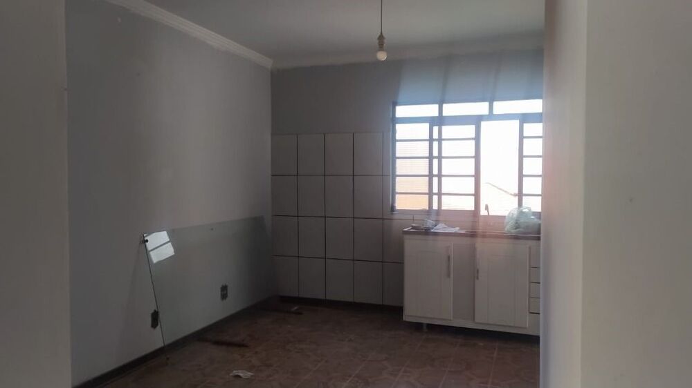 Casa, 3 quartos, 140 m² - Foto 2