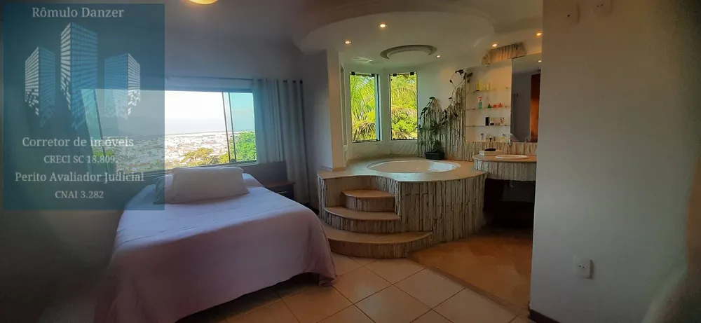 Casa, 4 quartos, 270 m² - Foto 5