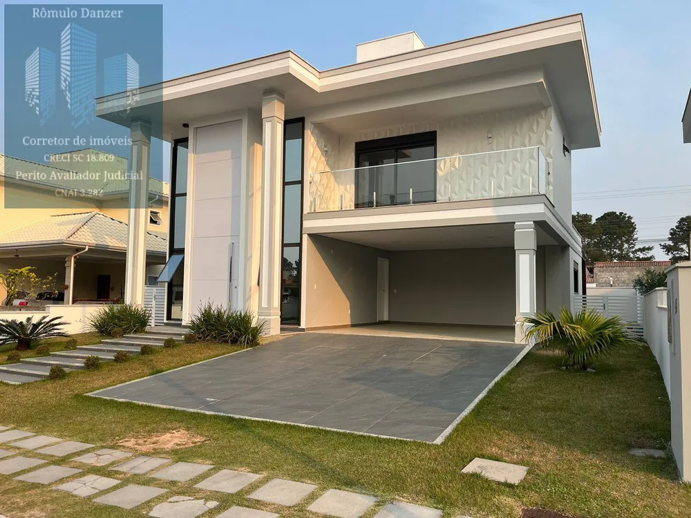 Casa, 4 quartos, 250 m² - Foto 1