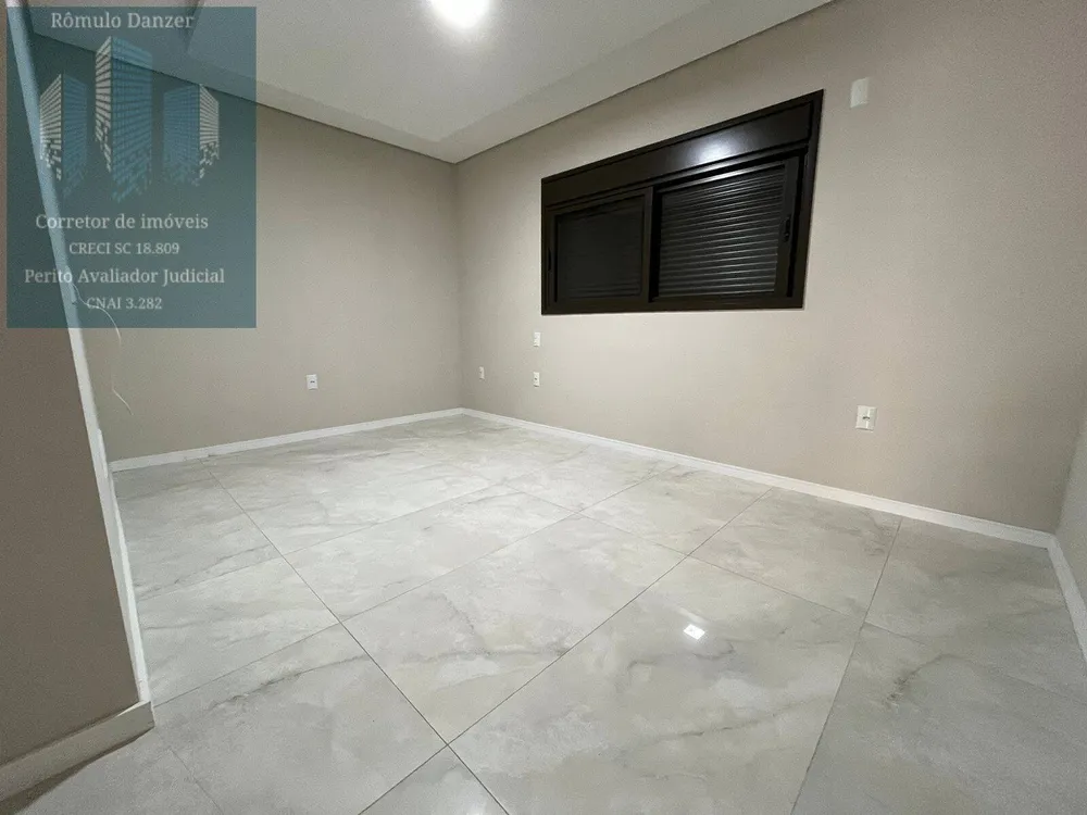 Casa, 4 quartos, 250 m² - Foto 6