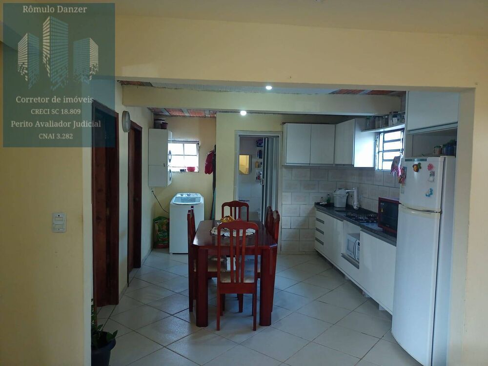 Casa, 4 quartos, 96 m² - Foto 1