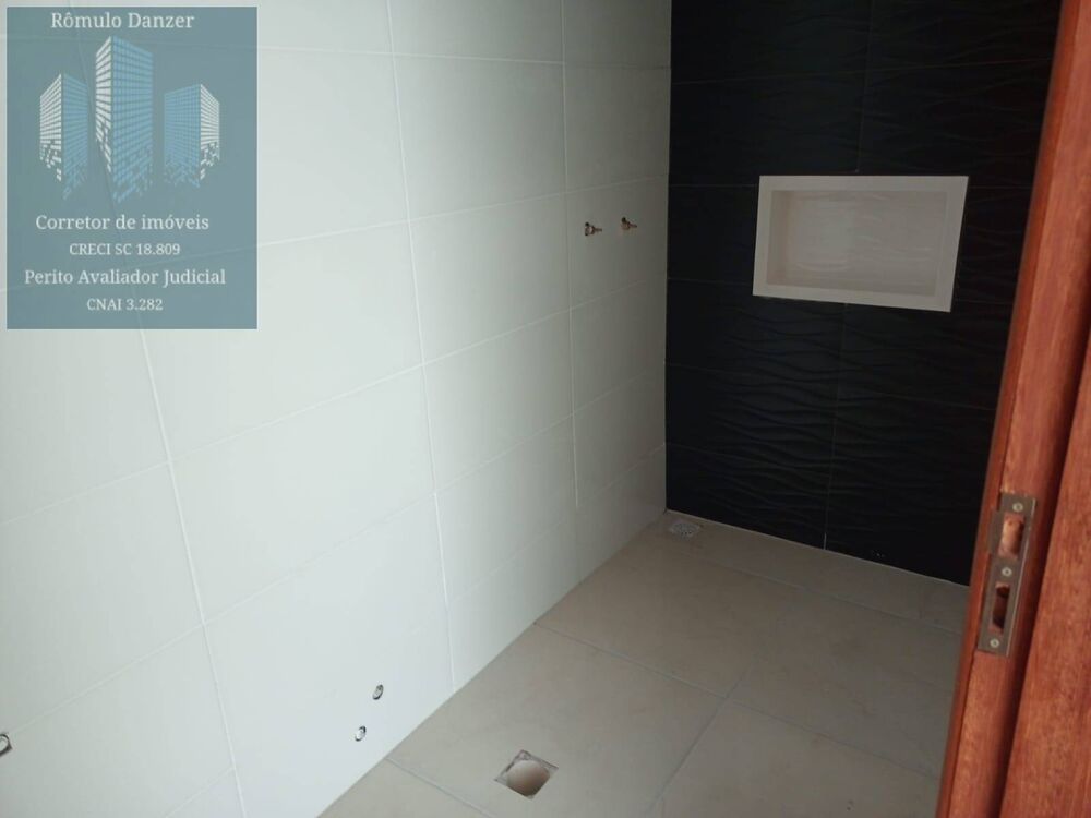 Casa, 2 quartos, 122 m² - Foto 1