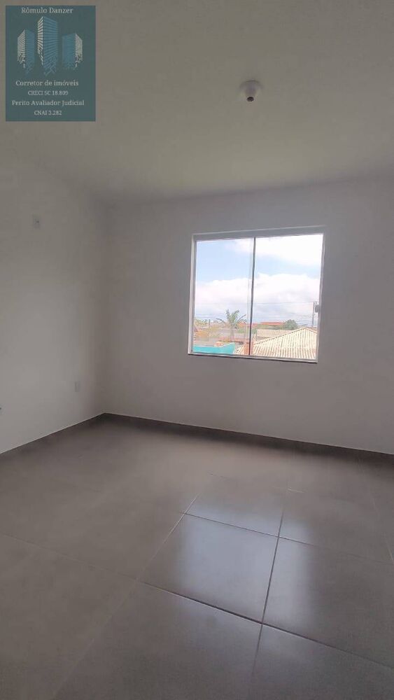 Casa à venda com 1 quarto, 185m² - Foto 4