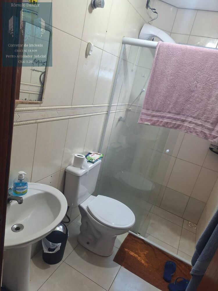 Apartamento, 12 quartos - Foto 1