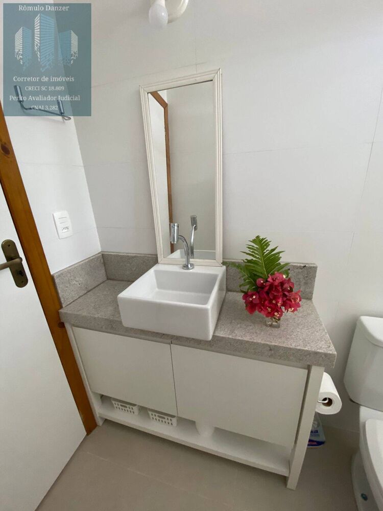 Casa à venda com 4 quartos, 85m² - Foto 2