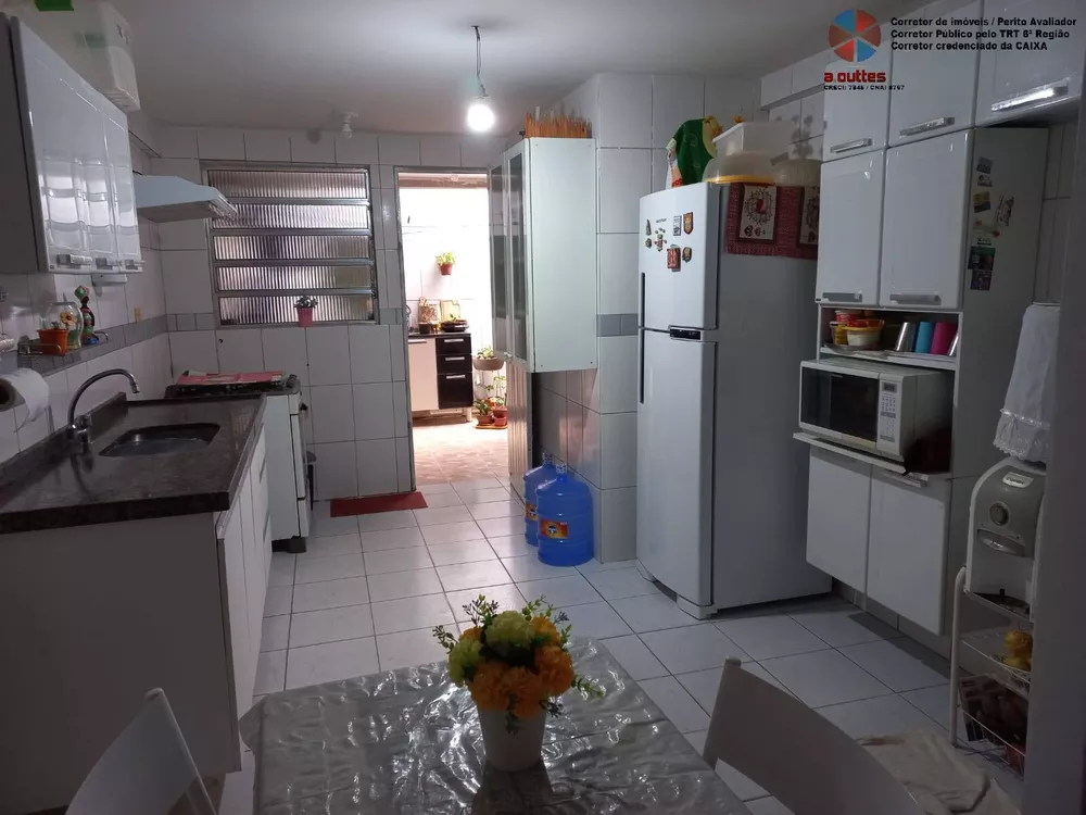 Casa à venda com 4 quartos, 168m² - Foto 4