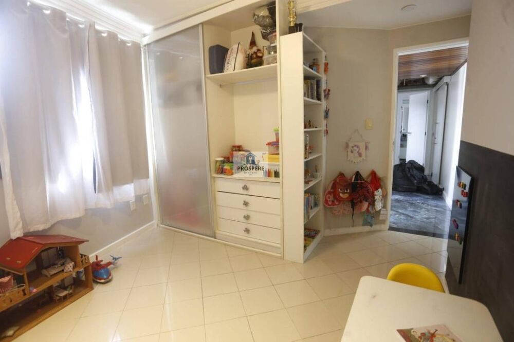 Cobertura à venda com 3 quartos, 240m² - Foto 15