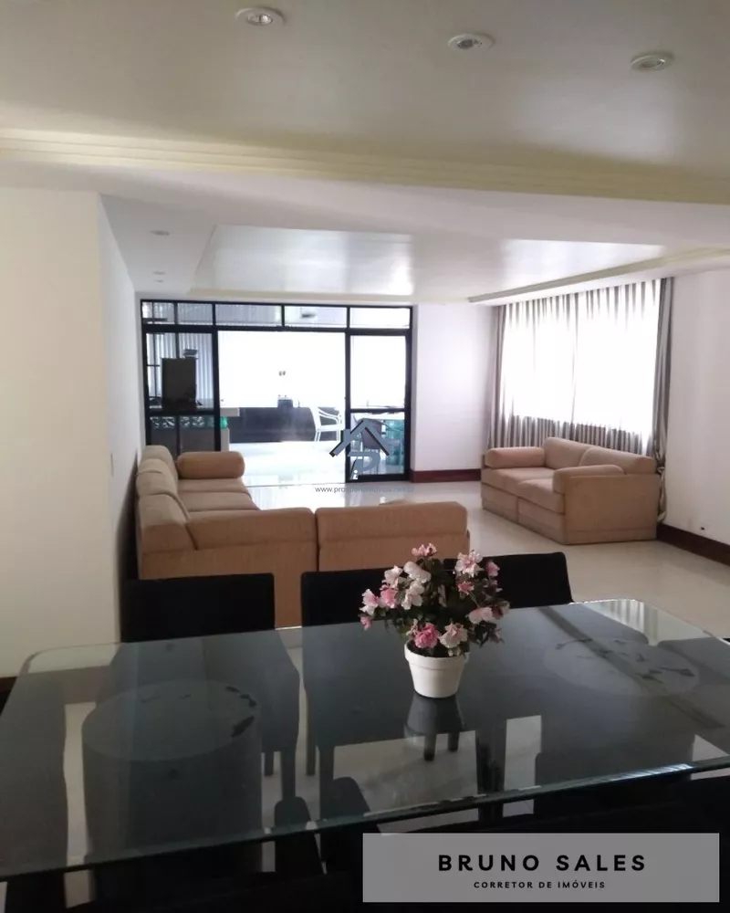 Apartamento à venda com 4 quartos, 220m² - Foto 1