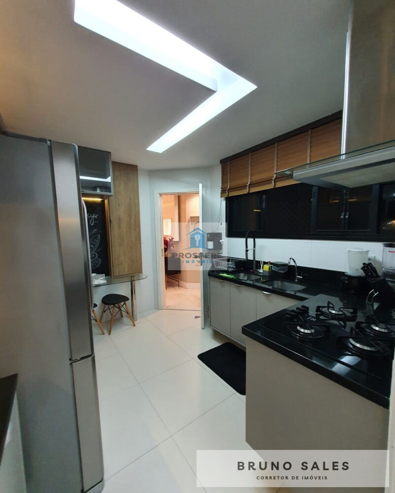 Apartamento à venda com 3 quartos, 147m² - Foto 4
