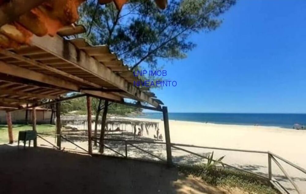 Casa à venda com 2 quartos, 50m² - Foto 4