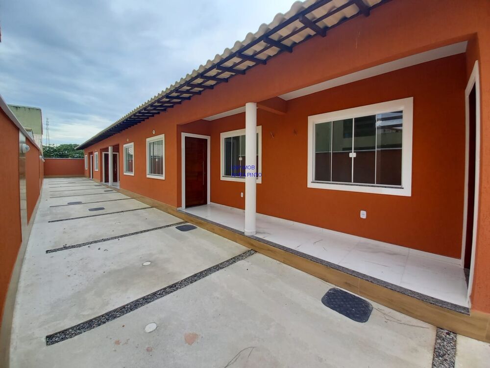 Casa à venda com 2 quartos, 50m² - Foto 1