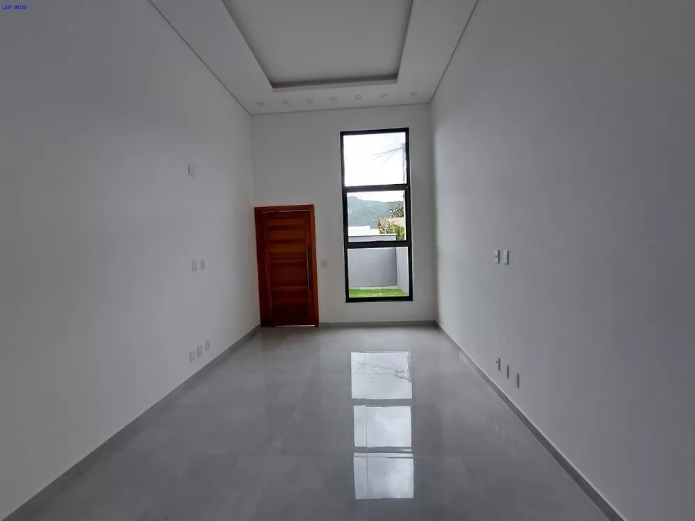 Casa, 3 quartos, 240 m² - Foto 13