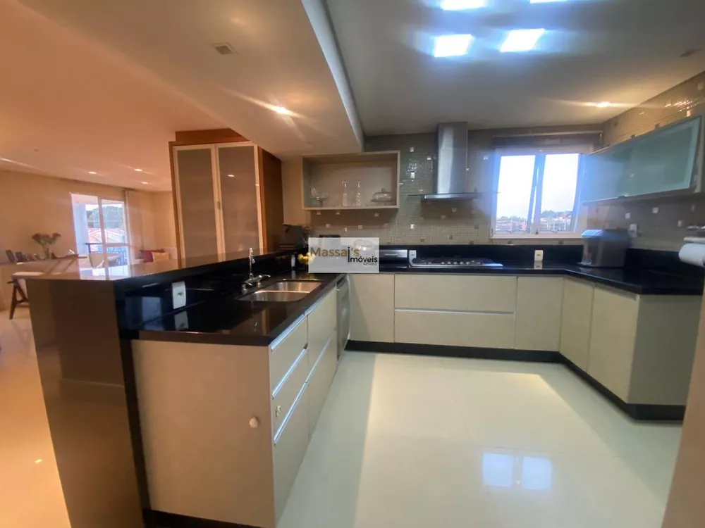 Apartamento, 3 quartos, 136 m² - Foto 2