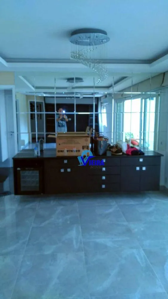 Apartamento, 3 quartos, 182 m² - Foto 3