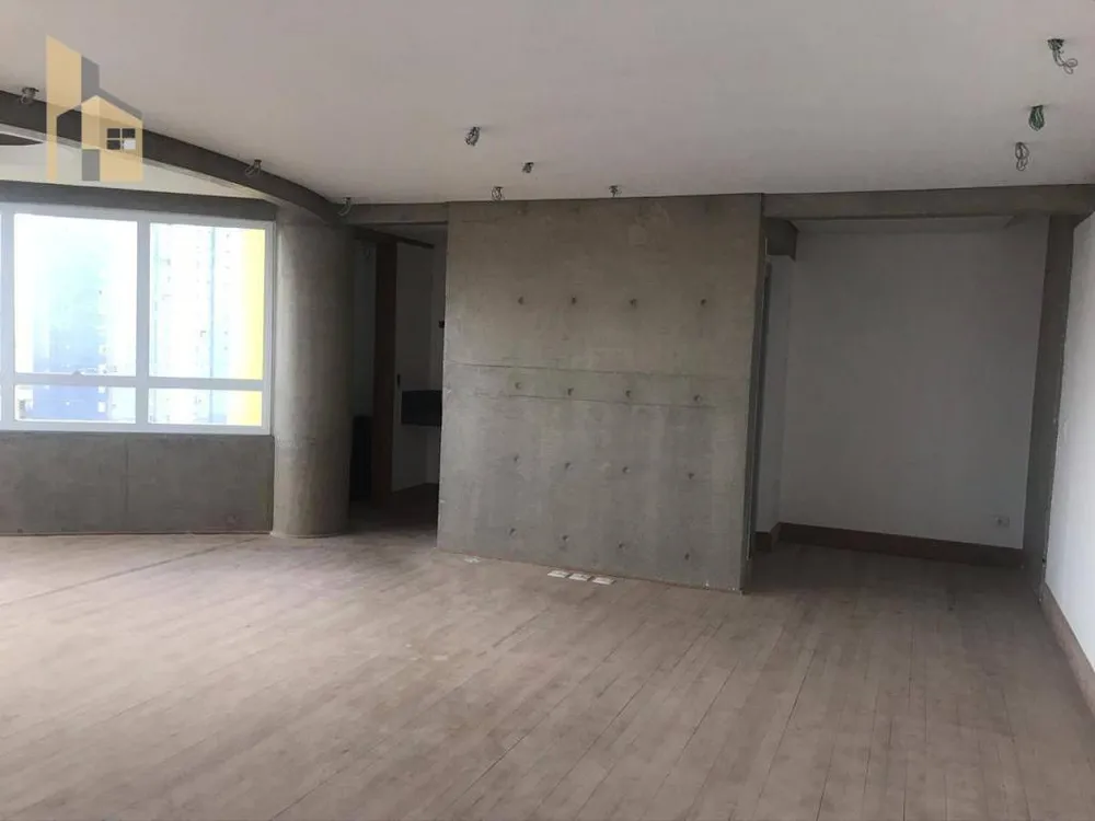 Apartamento, 4 quartos, 227 m² - Foto 1