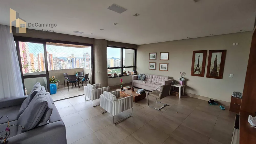 Apartamento, 3 quartos, 155 m² - Foto 1