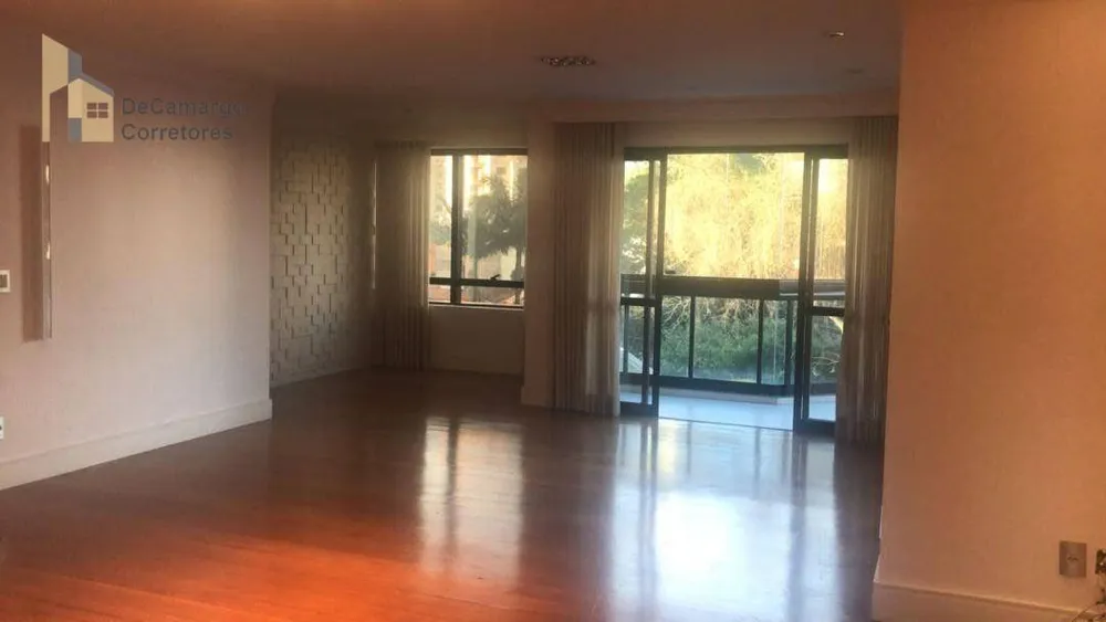 Apartamento, 4 quartos, 225 m² - Foto 1