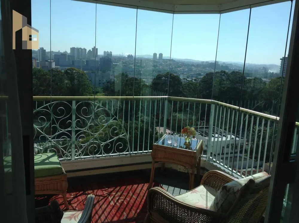 Apartamento, 3 quartos, 145 m² - Foto 1