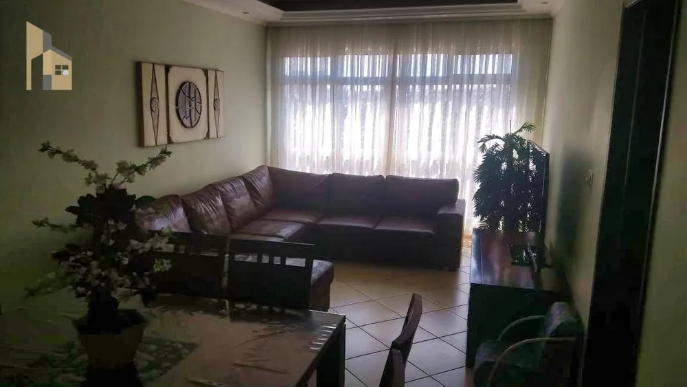 Apartamento, 3 quartos, 140 m² - Foto 2