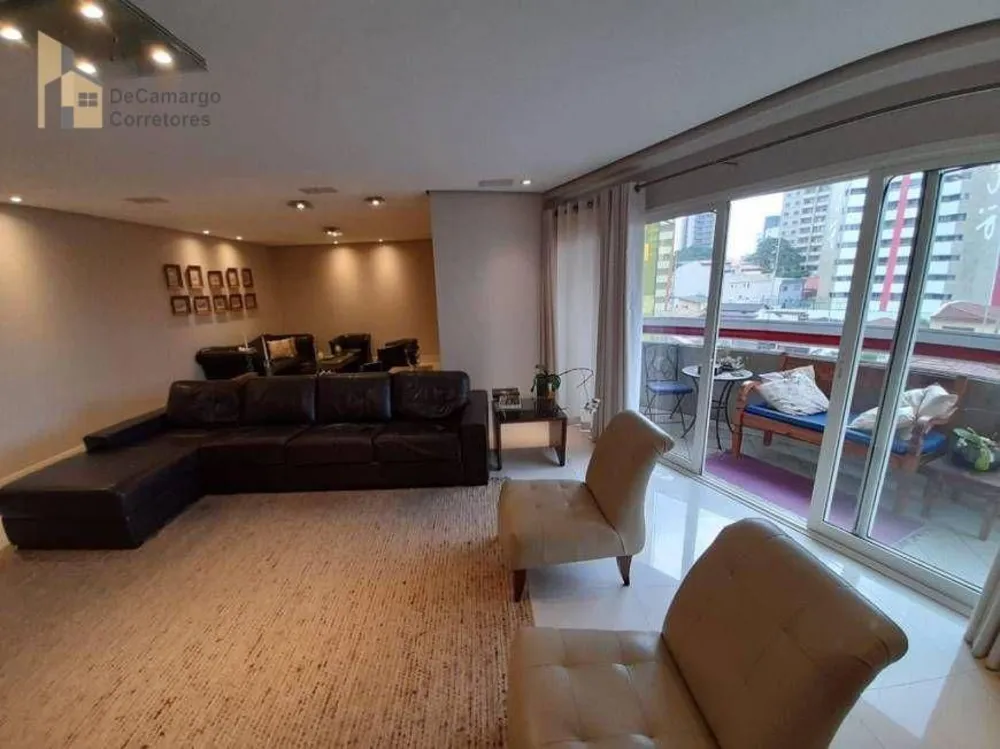 Apartamento, 3 quartos, 239 m² - Foto 1