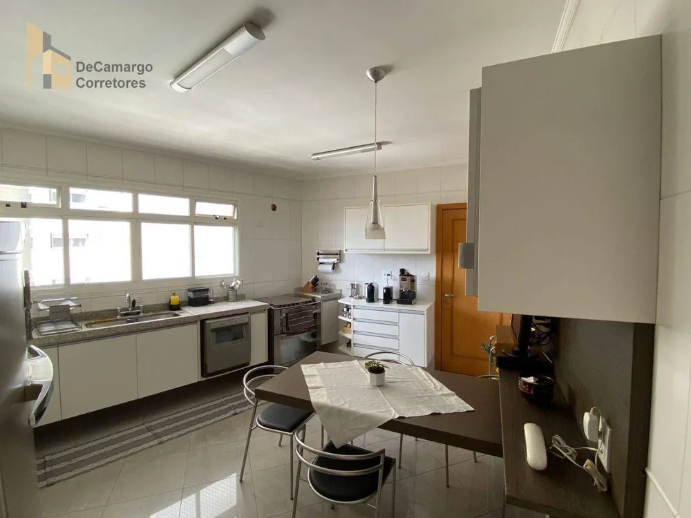 Apartamento, 3 quartos, 239 m² - Foto 4