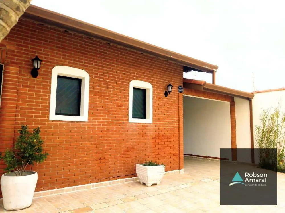 Casa, 5 quartos, 212 m² - Foto 2