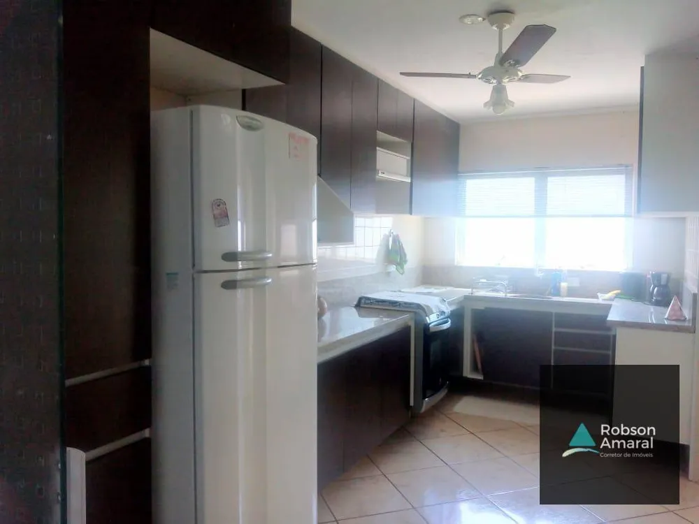Apartamento, 3 quartos, 130 m² - Foto 4