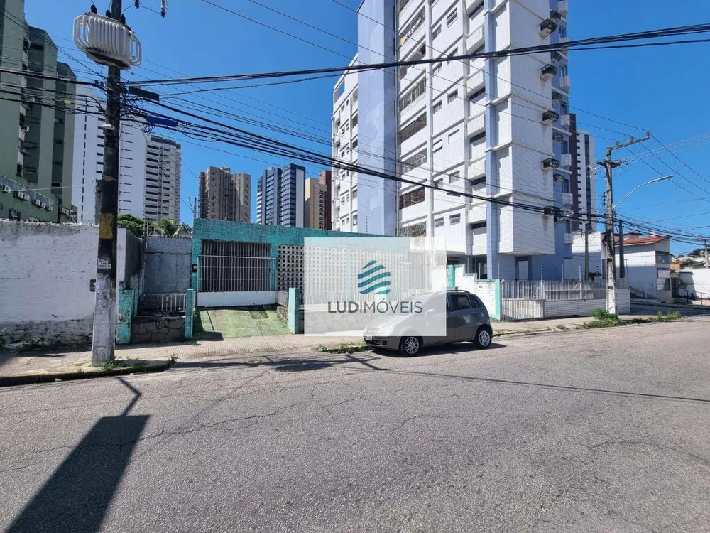 Casa, 3 quartos, 250 m² - Foto 1