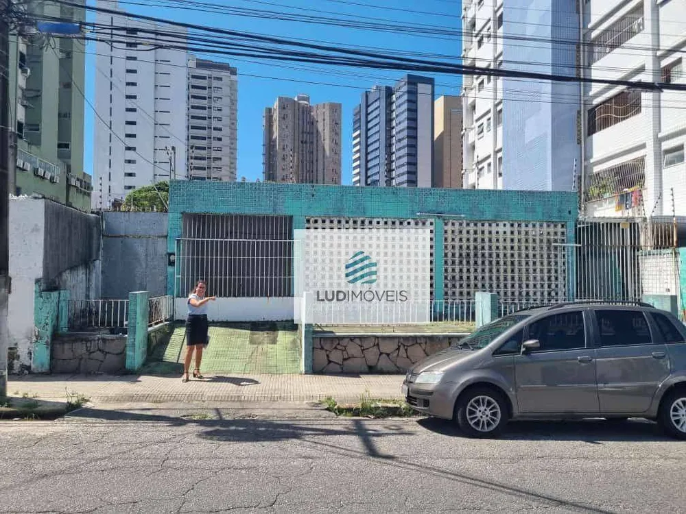 Casa, 3 quartos, 250 m² - Foto 2