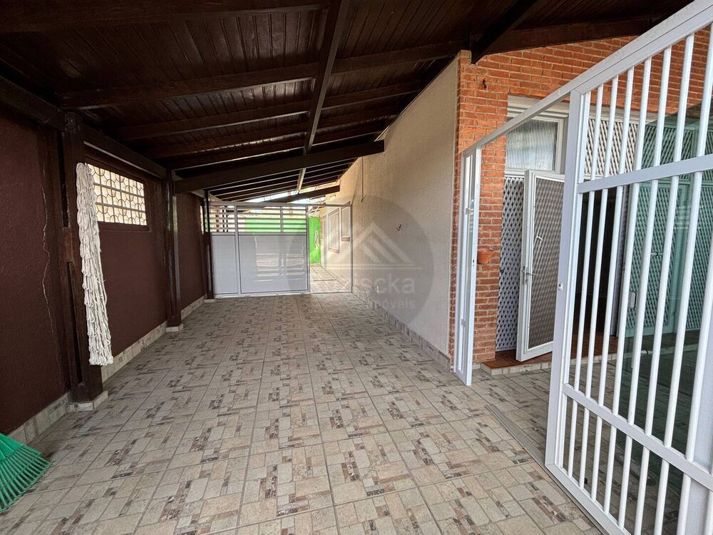 Casa, 3 quartos, 76 m² - Foto 1