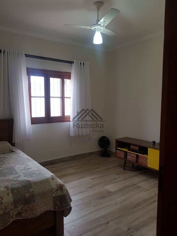 Casa, 4 quartos, 231 m² - Foto 9