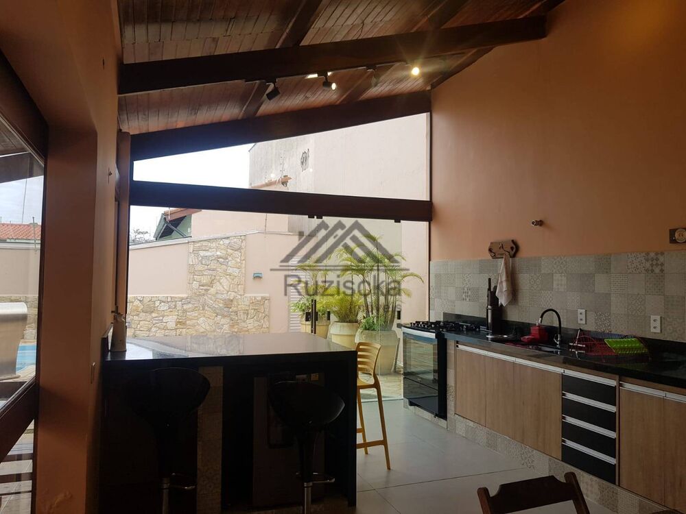 Casa, 4 quartos, 231 m² - Foto 3