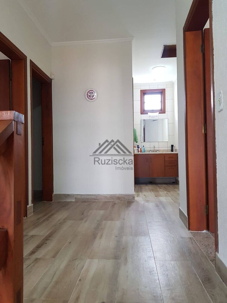 Casa, 4 quartos, 231 m² - Foto 2