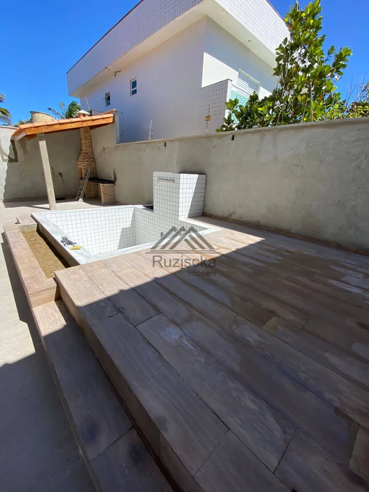 Casa, 3 quartos, 82 m² - Foto 2