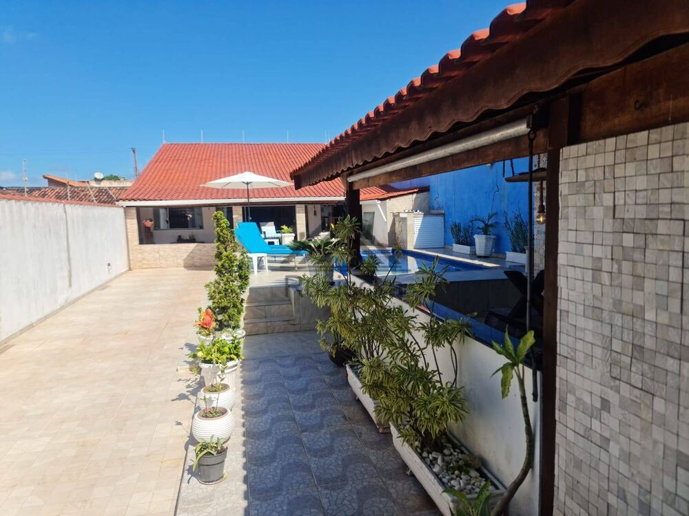 Casa, 3 quartos, 220 m² - Foto 1