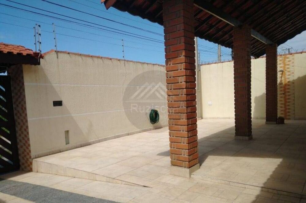Casa, 3 quartos, 225 m² - Foto 1