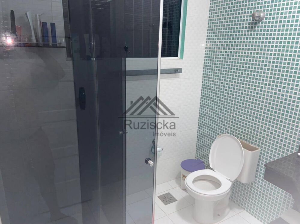 Casa, 5 quartos, 277 m² - Foto 1