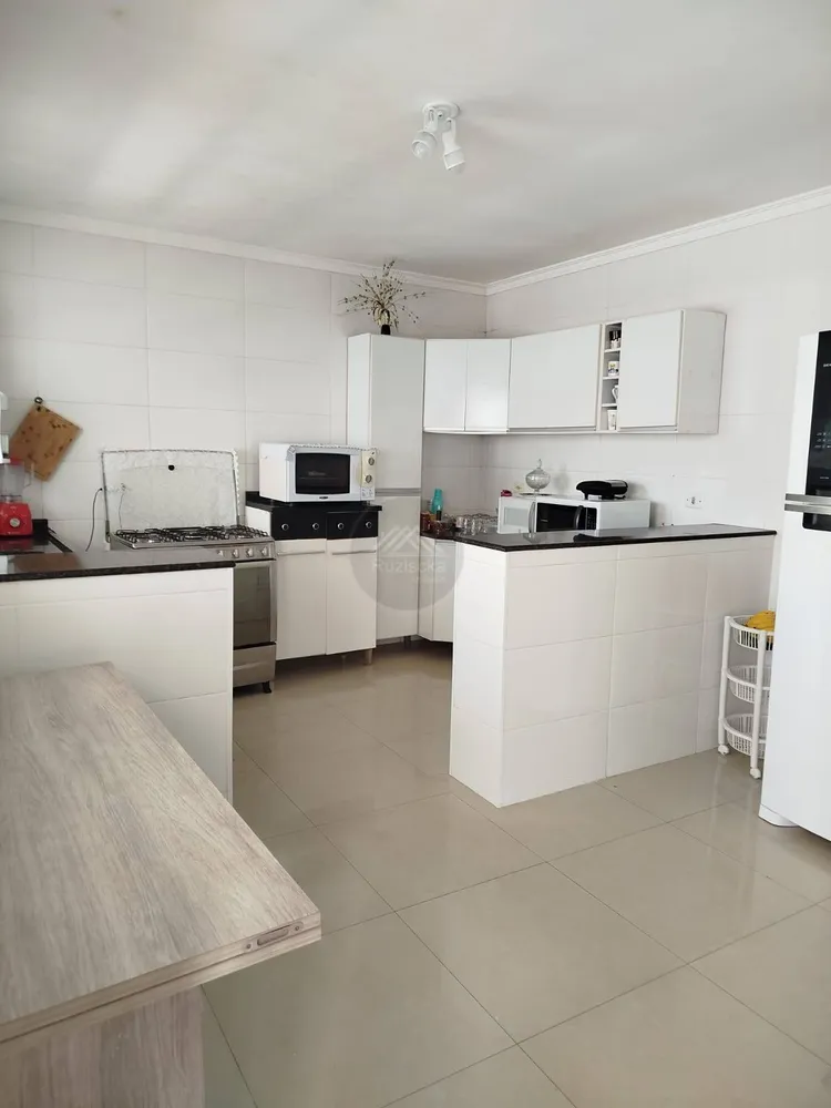Casa, 4 quartos, 174 m² - Foto 3