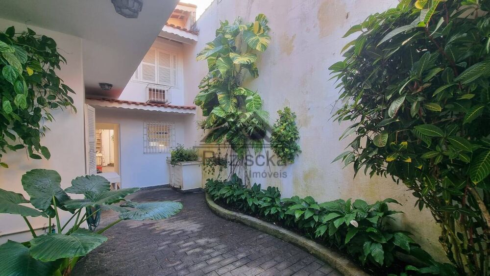 Casa, 6 quartos, 319 m² - Foto 8