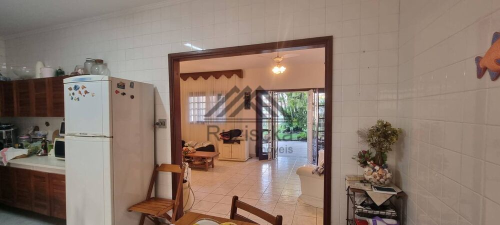 Casa, 6 quartos, 319 m² - Foto 2