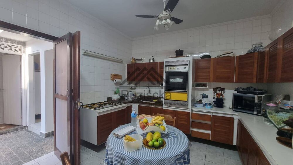 Casa, 6 quartos, 319 m² - Foto 4